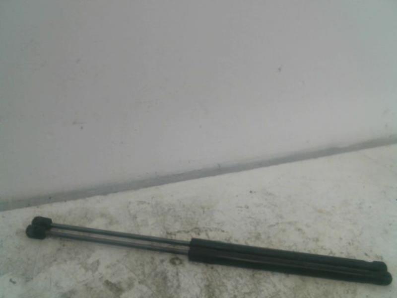 Verin de coffre SUZUKI SWIFT Essence - 1