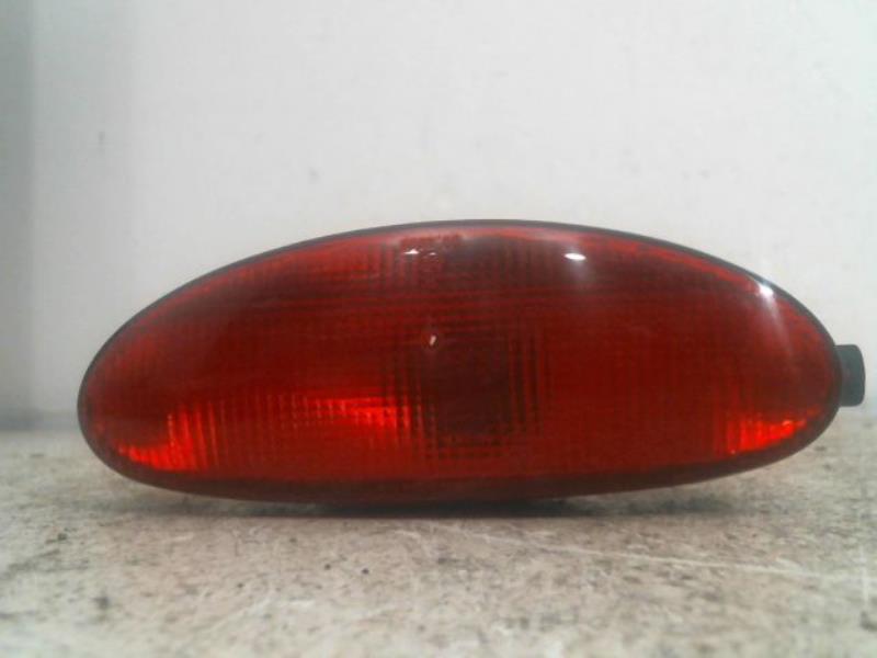 Feu arriere stop central PEUGEOT 206 Essence - 1