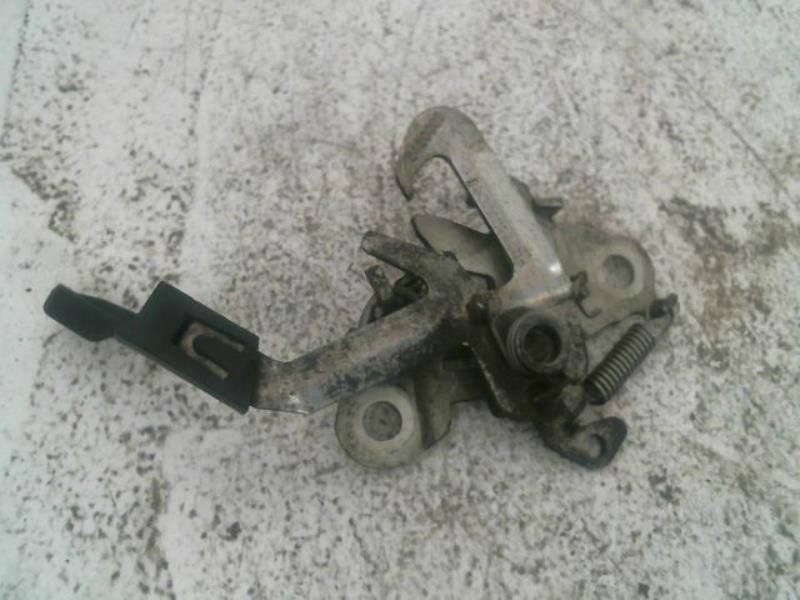 Serrure de capot PEUGEOT 207 Diesel - 1