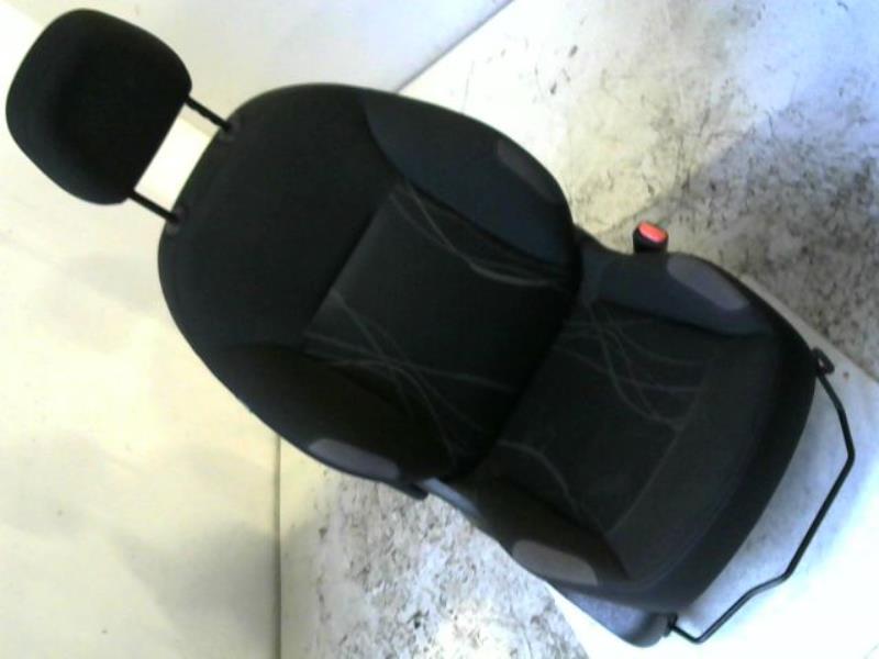 Siege avant droit PEUGEOT 208 Diesel - 1