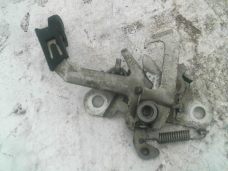 Serrure de capot PEUGEOT 207 Diesel - 1