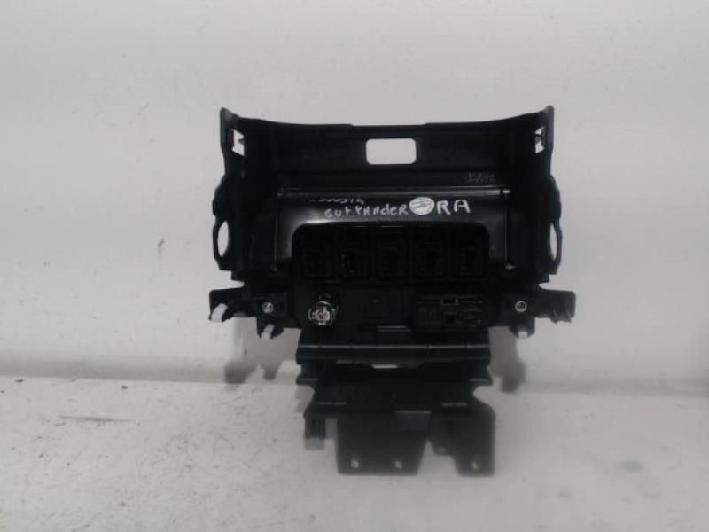 Allume cigare MITSUBISHI OUTLANDER Essence/Hybride - 1