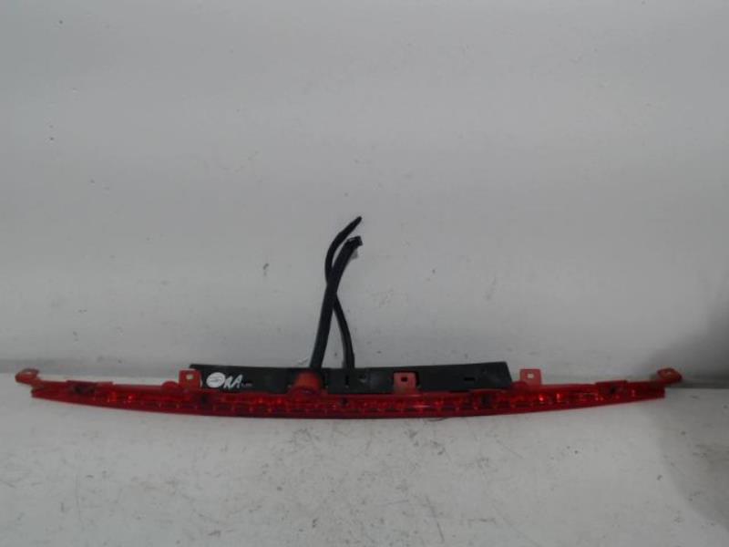 Feu arriere stop central CITROEN DS3 Diesel - 1