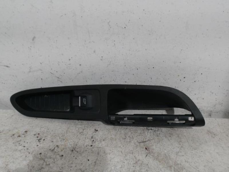 Interrupteur de leve vitre avant droit FORD B-MAX Essence - 1