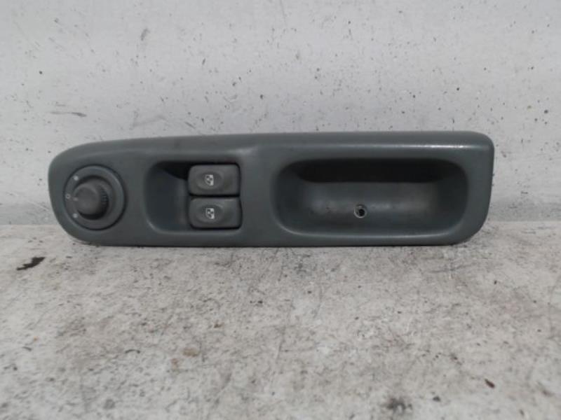 Interrupteur de leve vitre avant gauche RENAULT TWINGO Essence - 1