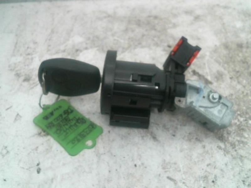 Serrure RENAULT TWINGO Essence - 1