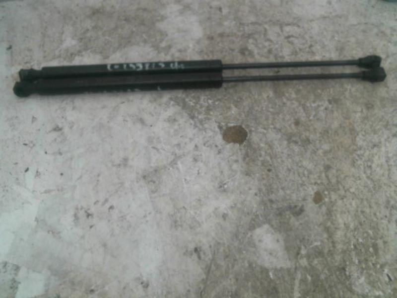 Verin de coffre RENAULT CLIO Essence - 1