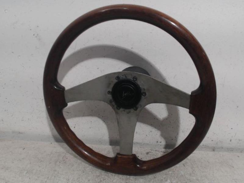 Volant VOLKSWAGEN GOLF Essence - 1