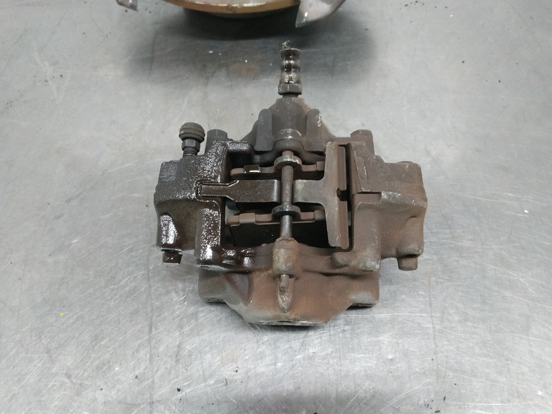 Pinza freni posteriore sinistra MERCEDES CLASE C  - 1