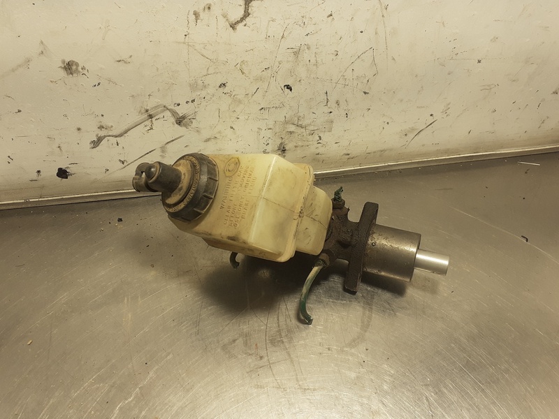 Pompe à vide RENAULT CLIO II 1.2 Essence - 1