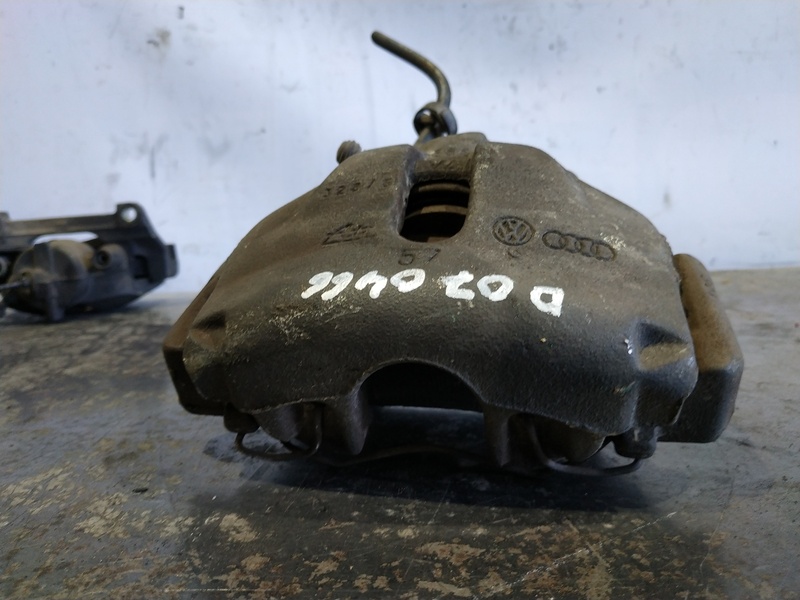 Pinza freni anteriore destra AUDI A6 BERLINA  - 1