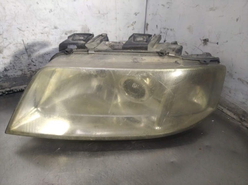 Gruppo ottico anteriore principale sinistro (luci)(faro) AUDI A6 BERLINA  - 1