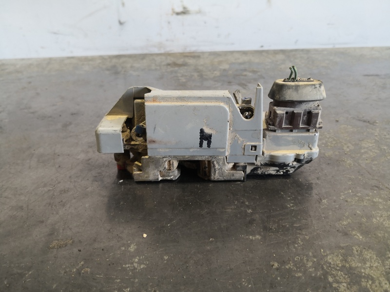 Serratura posteriore destra CITROEN XANTIA BERLINA 1.9 TD SX  - 1