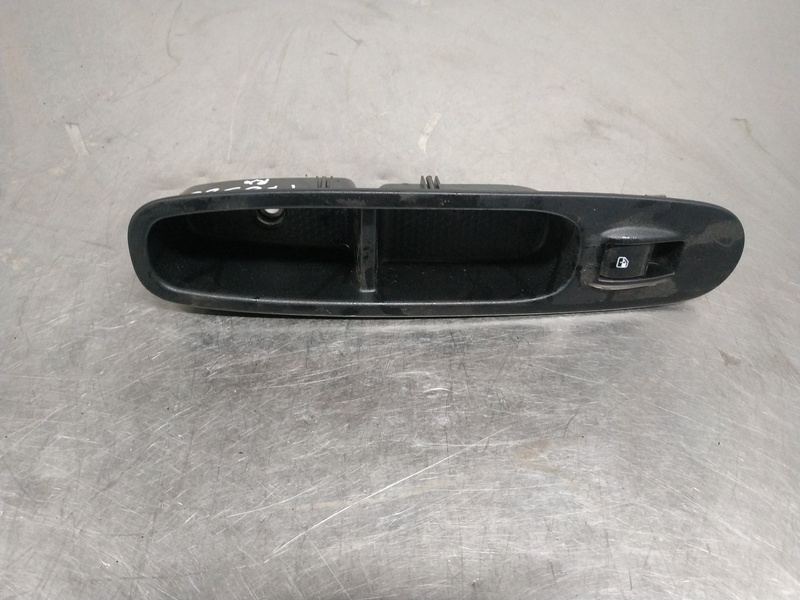 Interruttore lavacristalli anteriore destro FIAT PUNTO Gasolina - 1