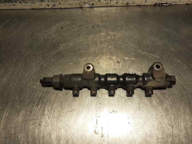 Collettore iniezione PEUGEOT 407 SW SR CONFORT  - 1