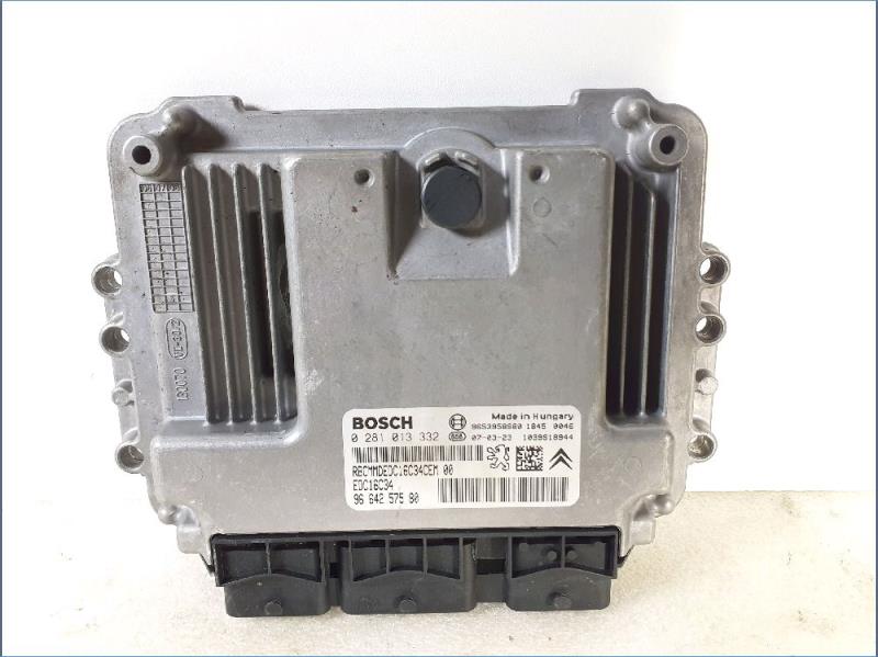 Calculateur PEUGEOT 407 Diesel - 1