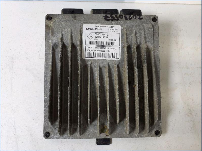 Calculateur RENAULT SCENIC 2 Diesel - 1