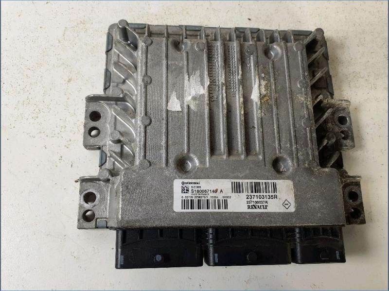Calculateur RENAULT GRAND SCENIC 3 Diesel - 1