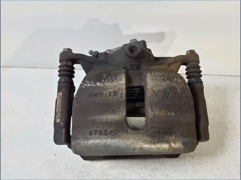 Etrier avant droit (freinage) AUDI A3 3 Diesel - 1
