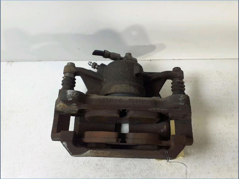 Etrier avant gauche (freinage) AUDI A3 3 Diesel - 1