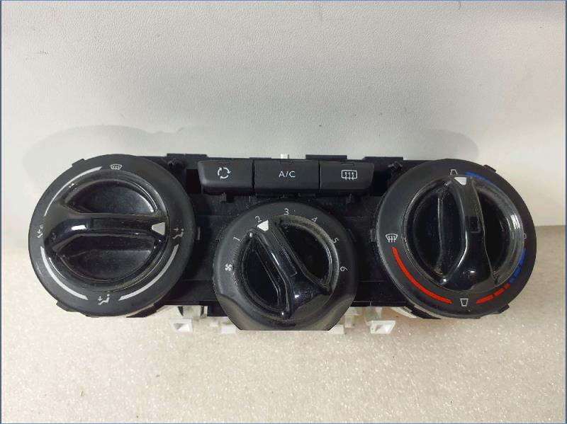 Commande chauffage PEUGEOT 208 - 1 Essence - 1