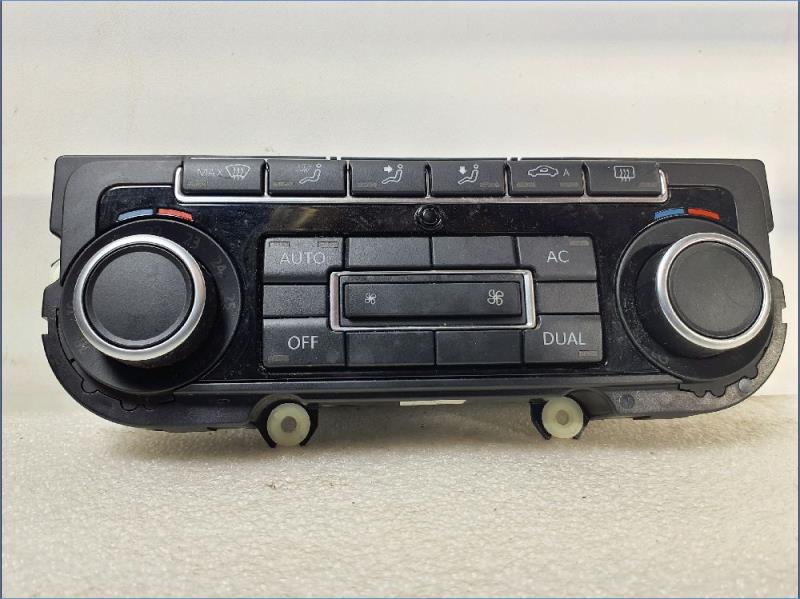 Commande chauffage VOLKSWAGEN GOLF 6 HAYON Diesel - 1