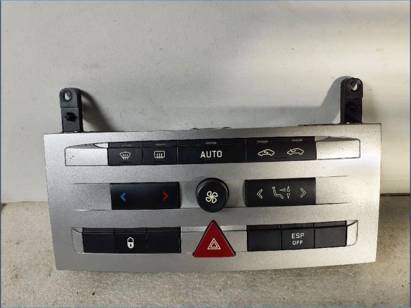 Commande chauffage PEUGEOT 407 Diesel - 1