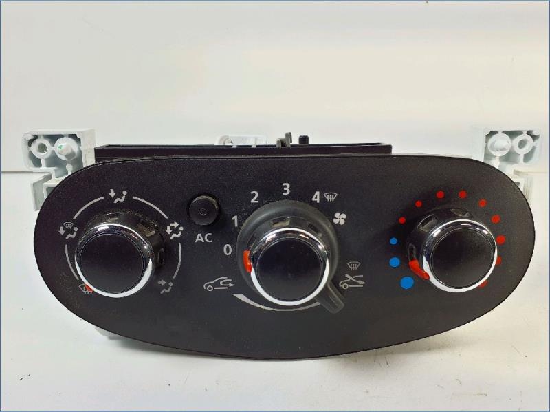 Commande chauffage DACIA DOKKER Diesel - 1