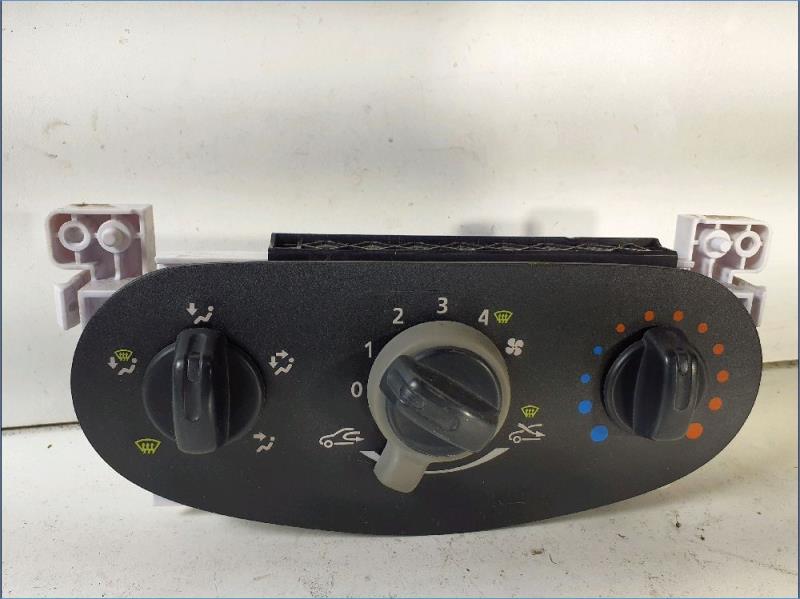 Commande chauffage DACIA SANDERO  - 1