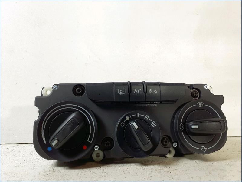 Commande chauffage AUDI A3 SPORTBACK QUATTRO (8PA/PS) Diesel - 1