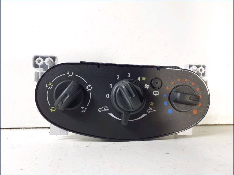 Commande chauffage DACIA SANDERO BERLINE  - 1