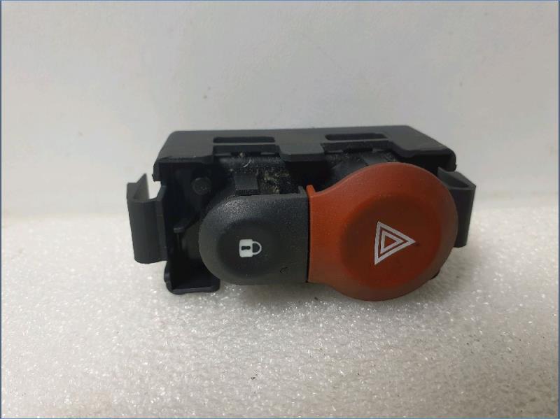 Bouton de warning RENAULT KANGOO 2 Diesel - 1