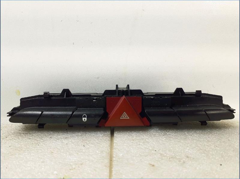 Bouton de warning PEUGEOT 308 - 1 Diesel - 1