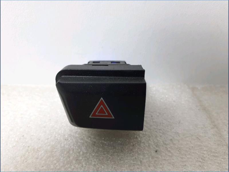 Bouton de warning PEUGEOT 208 Diesel - 1