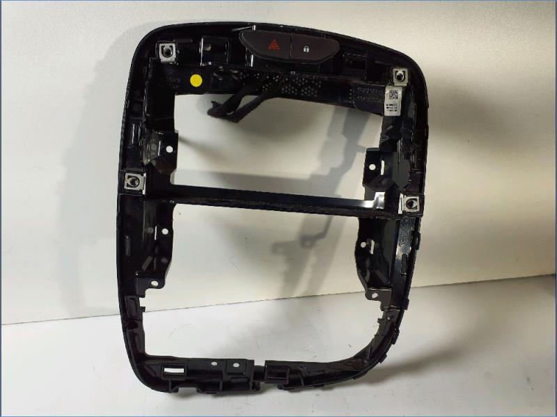 Bouton de warning RENAULT CLIO 4 Diesel - 1