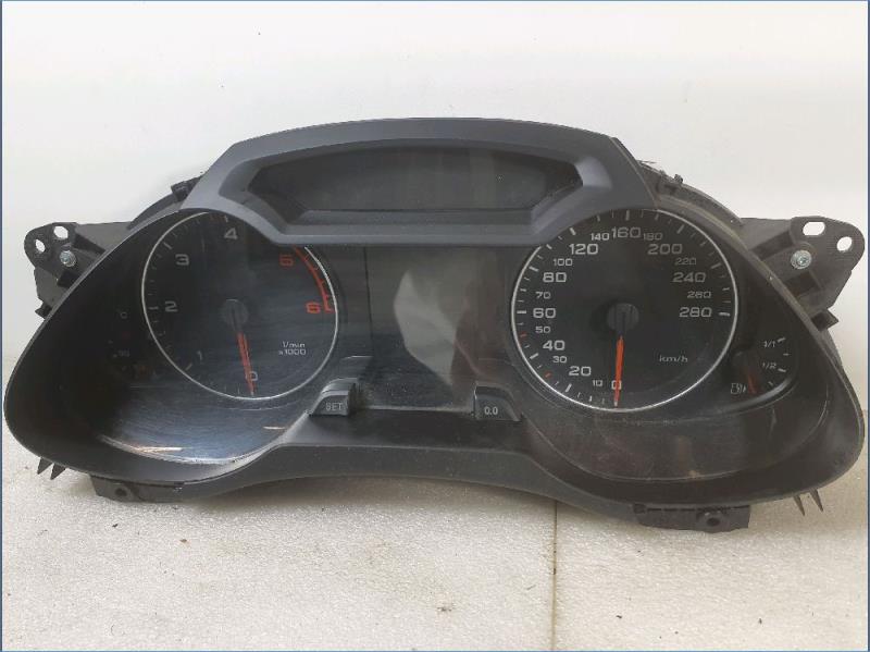 Compteur AUDI A4 AVANT (8K5) BREAK  - 1