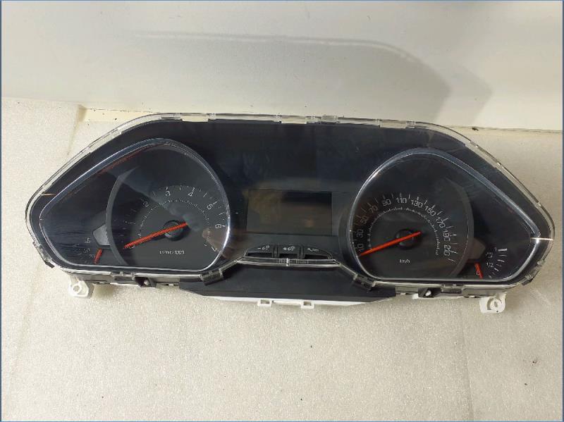 Compteur PEUGEOT 208 - 1 Essence - 1