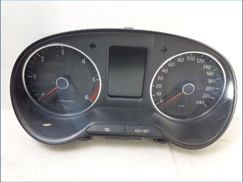 Compteur VOLKSWAGEN POLO 5 Diesel - 1