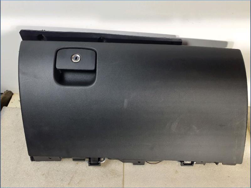 Boite a gants JAGUAR XE Diesel - 1