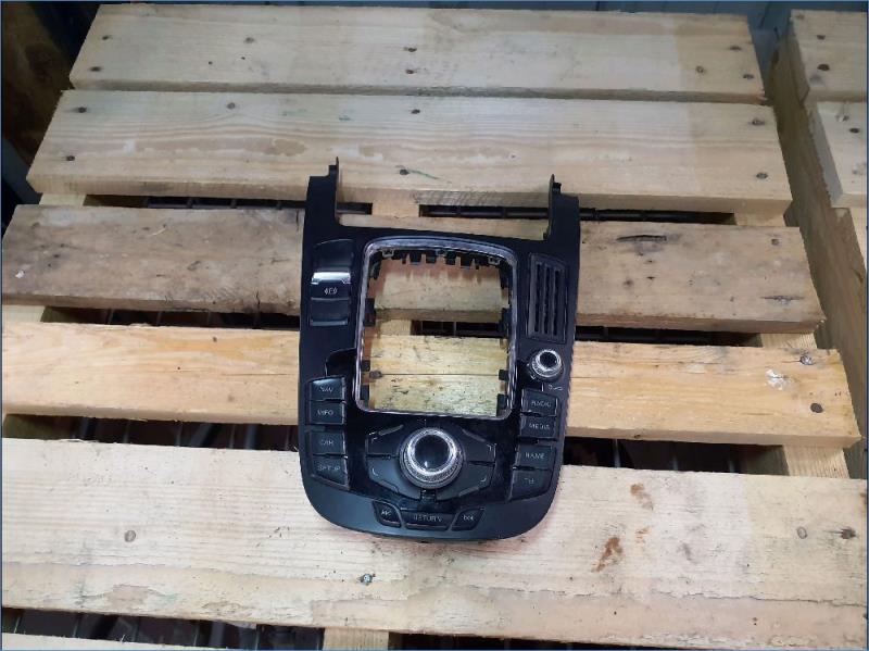 Console central (interieur plastique) AUDI A4 AVANT (8K5) BREAK Diesel - 1