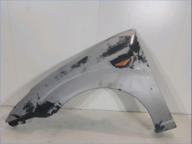 Aile avant gauche FORD FOCUS PH1 BREAK Diesel - 1