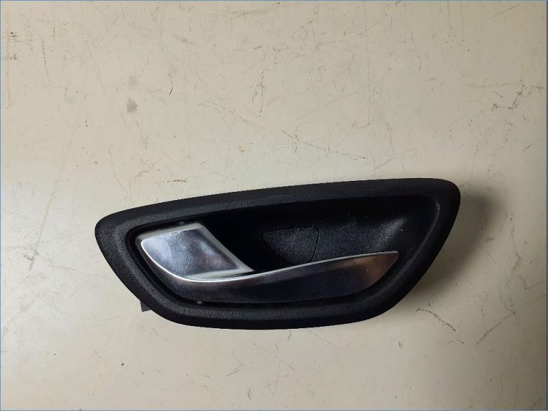 Poignee interieur avant gauche RENAULT MEGANE 4 Diesel - 1