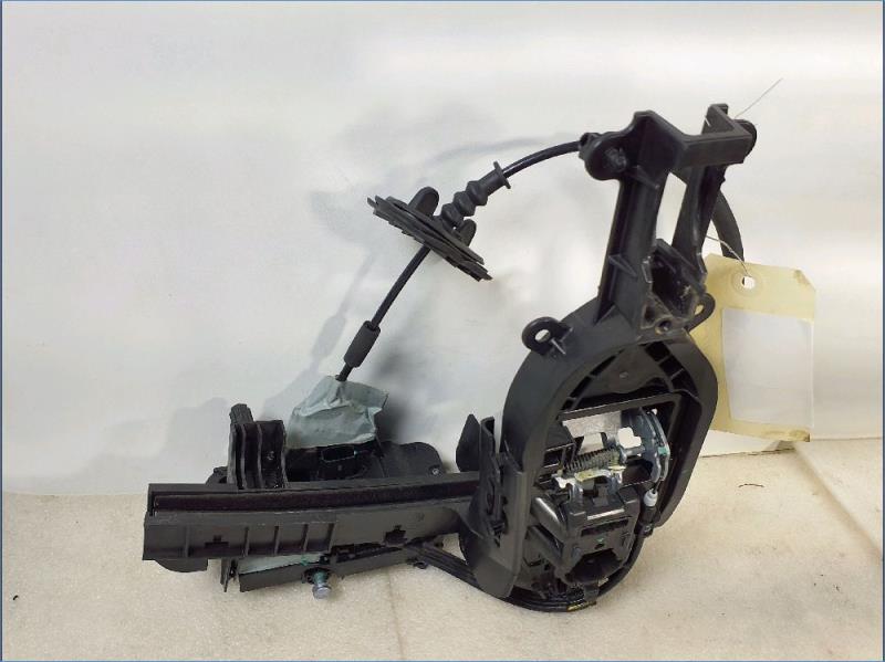 Serrure avant gauche FORD FOCUS Essence - 1