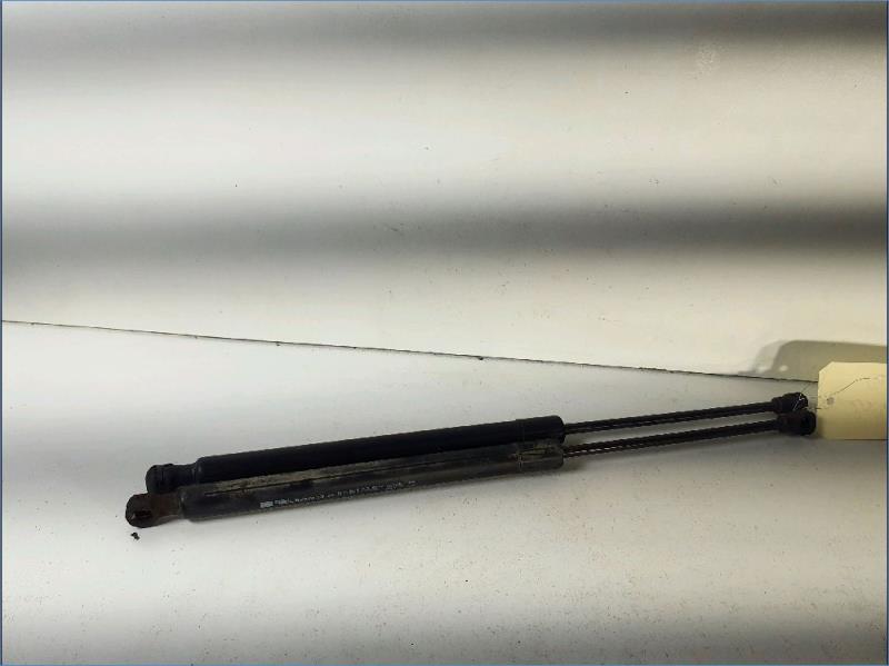 Verin de coffre RENAULT CLIO 4 Diesel - 1