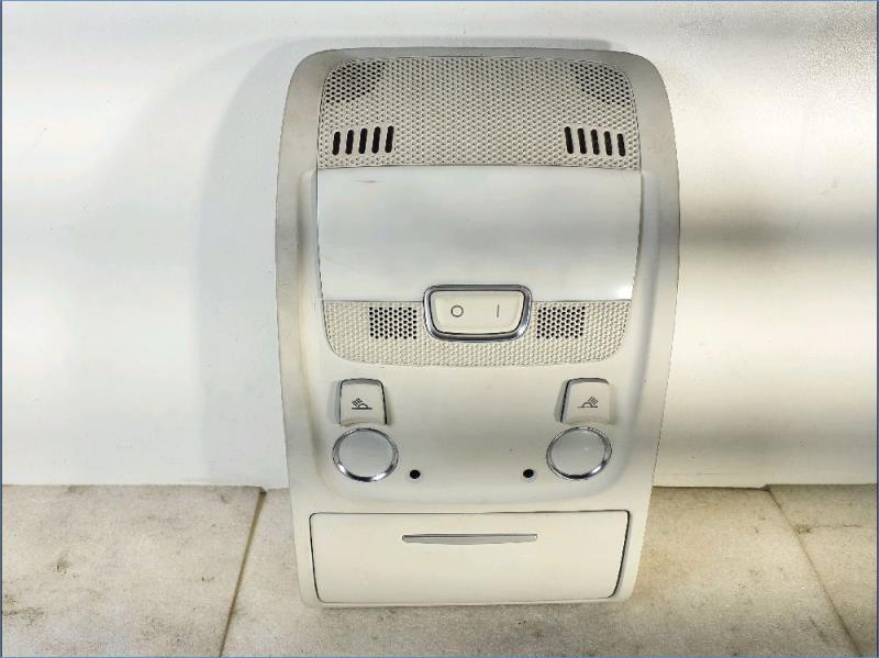 Eclairage de plafonnier AUDI A4 Diesel - 1