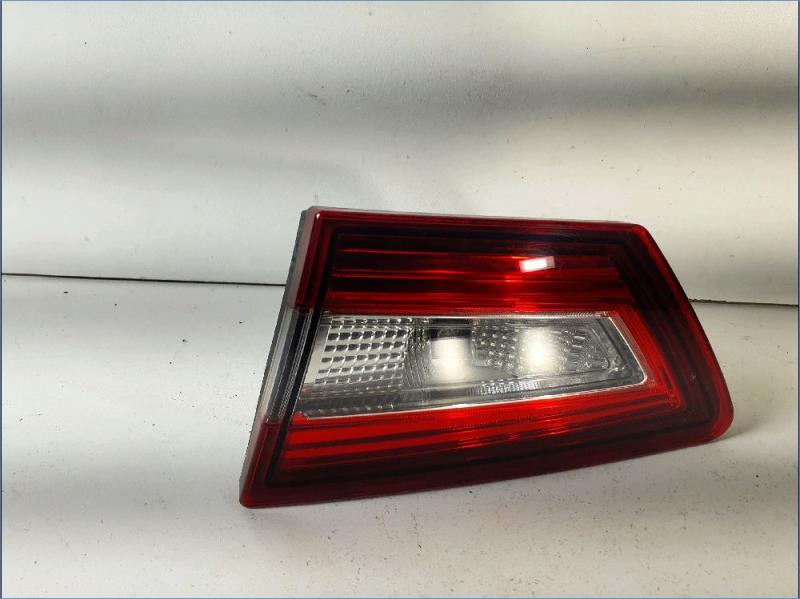 Feu arriere secondaire droit (feux) RENAULT CLIO 4 Diesel - 1