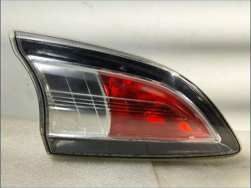 Feu arriere secondaire gauche (feux) MAZDA 3 - 2 Diesel - 1