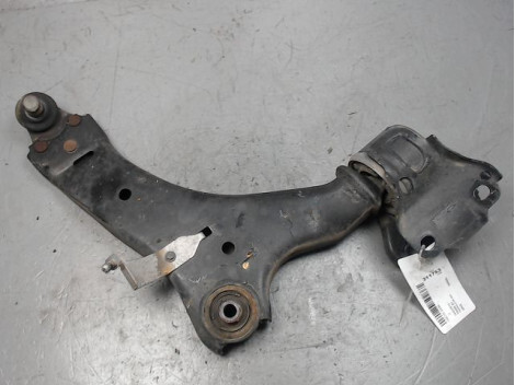 Triangle avant droit VOLVO XC60 Diesel - 1