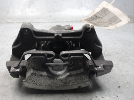 Etrier avant droit (freinage) VOLVO XC60 Essence - 1