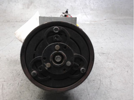Compresseur clim DACIA DUSTER 2010- Diesel - 1
